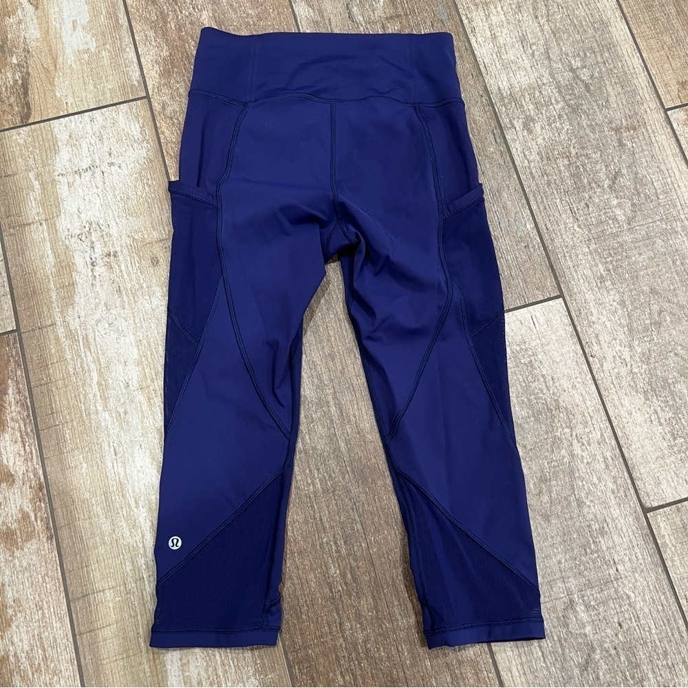 Lululemon Athletica | Mesh Capri Leggings Size 6 With Pockets - Picture 6 of 8